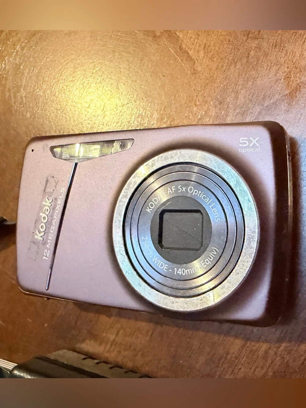 Kodak 12MP Compact Point-and-Shoot Camera in Metallic Dusty Pink